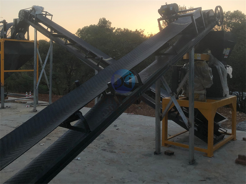 吕梁有机肥设备1米皮带输送机的输送特点