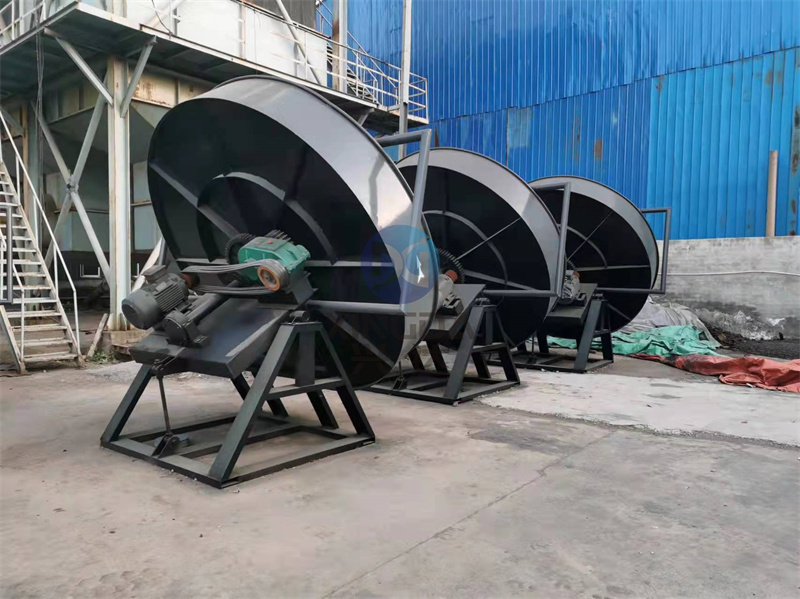 操作使用有机肥圆盘造粒机的正确方法