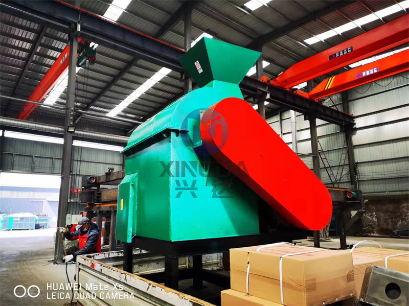 粉碎高湿度原料时需要用到哪款有机肥粉碎设备?