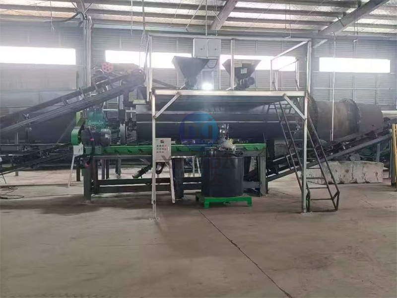 猪粪有机肥生产线制作有机肥时需要几个发酵设备?