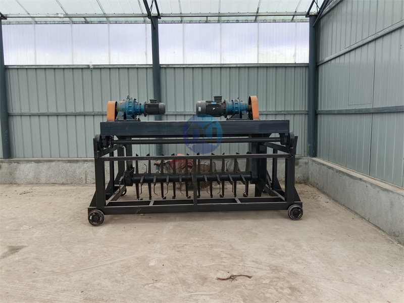 萍乡有机肥设备槽式翻堆机的结构特点